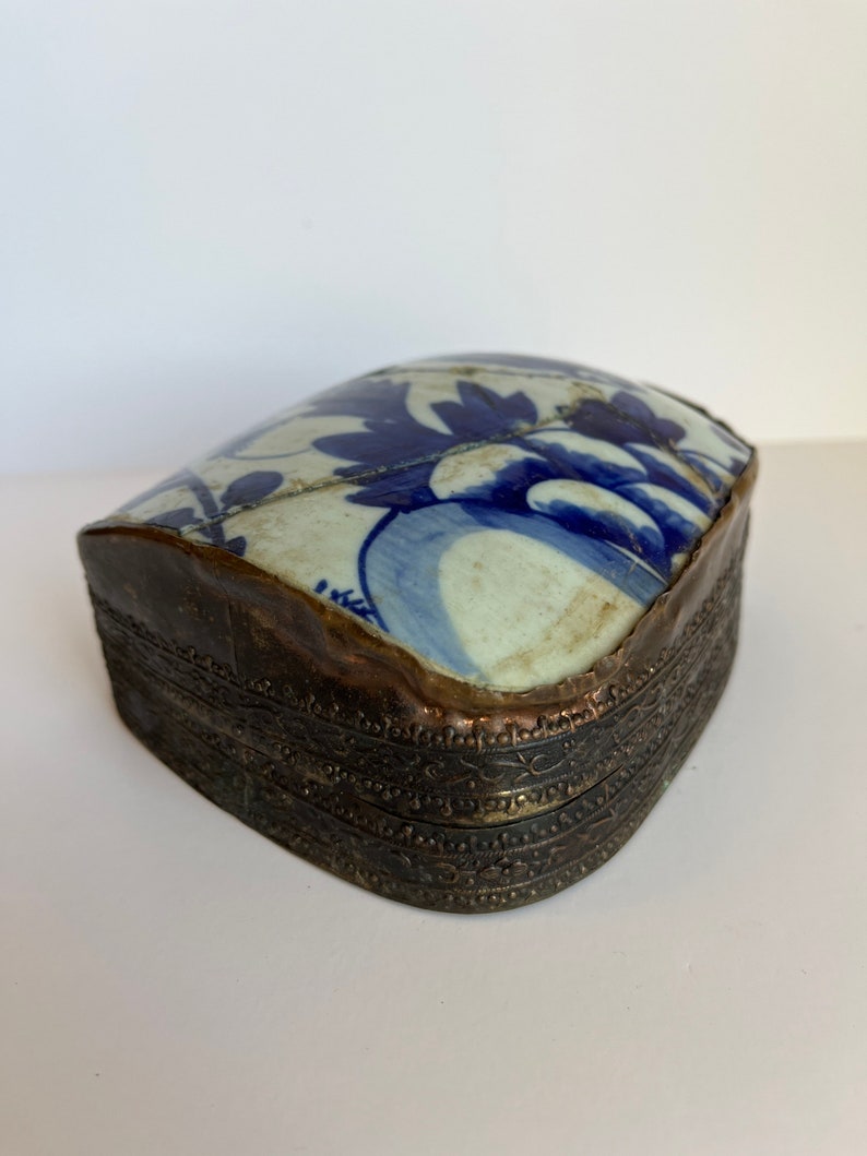 Blue and White Porcelain Chinoiserie Box Silver Lidded Jewelry Box image 3