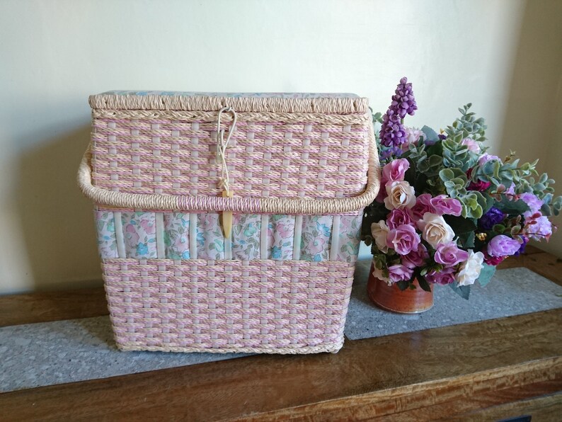Wicker Sewing Basket Storage Box Image 0