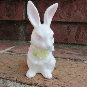 Bunny Figurine - China Bunny - Vintage