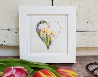 First Blooms - Daffodils Full Embroidery Kit