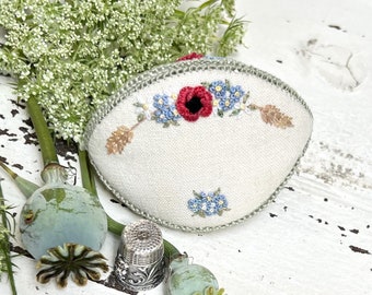 Poppy Fields Thimble Pip