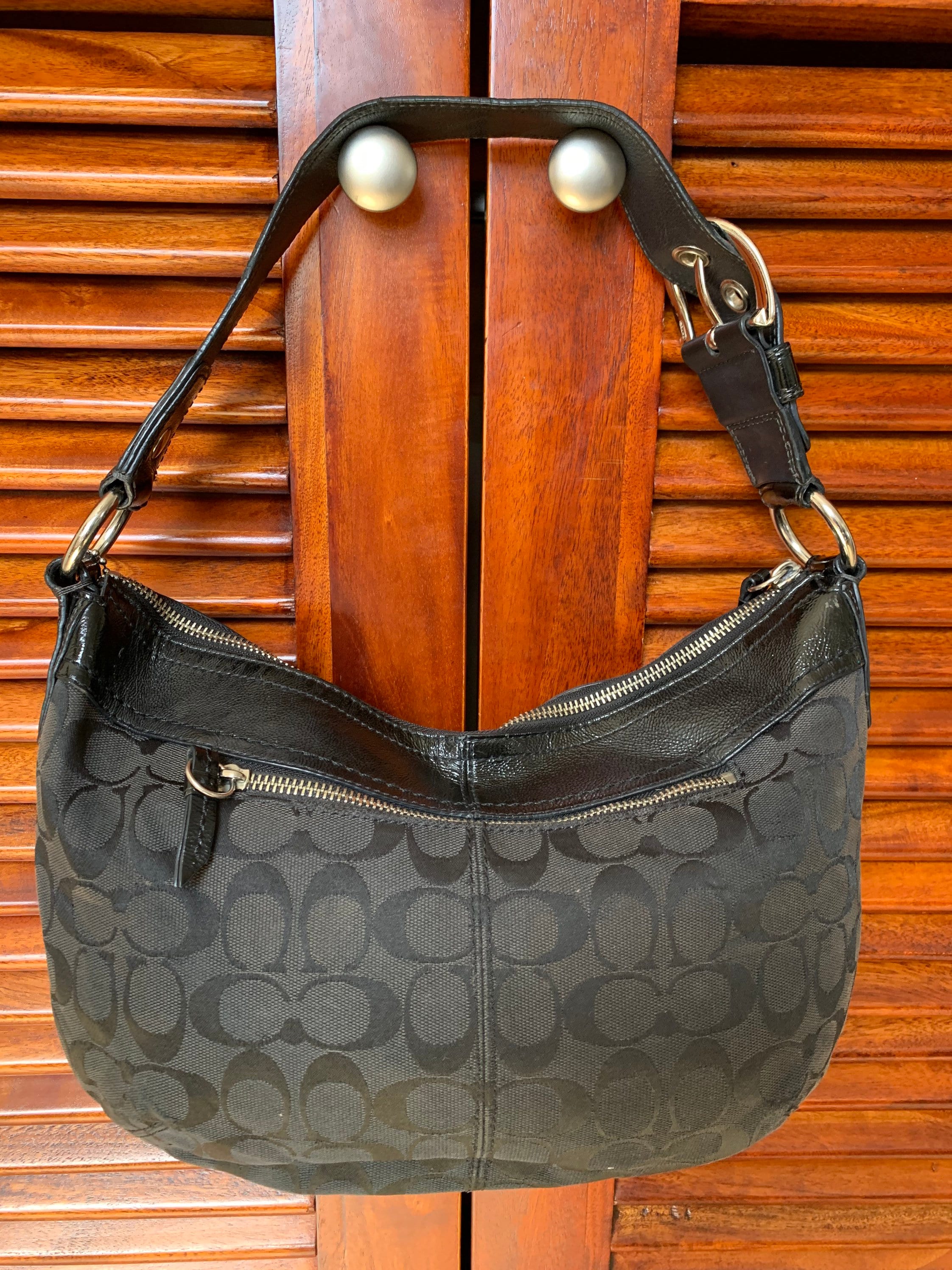 Vintage Coach F13740 Soho Pleated Signature Gray Black Leather