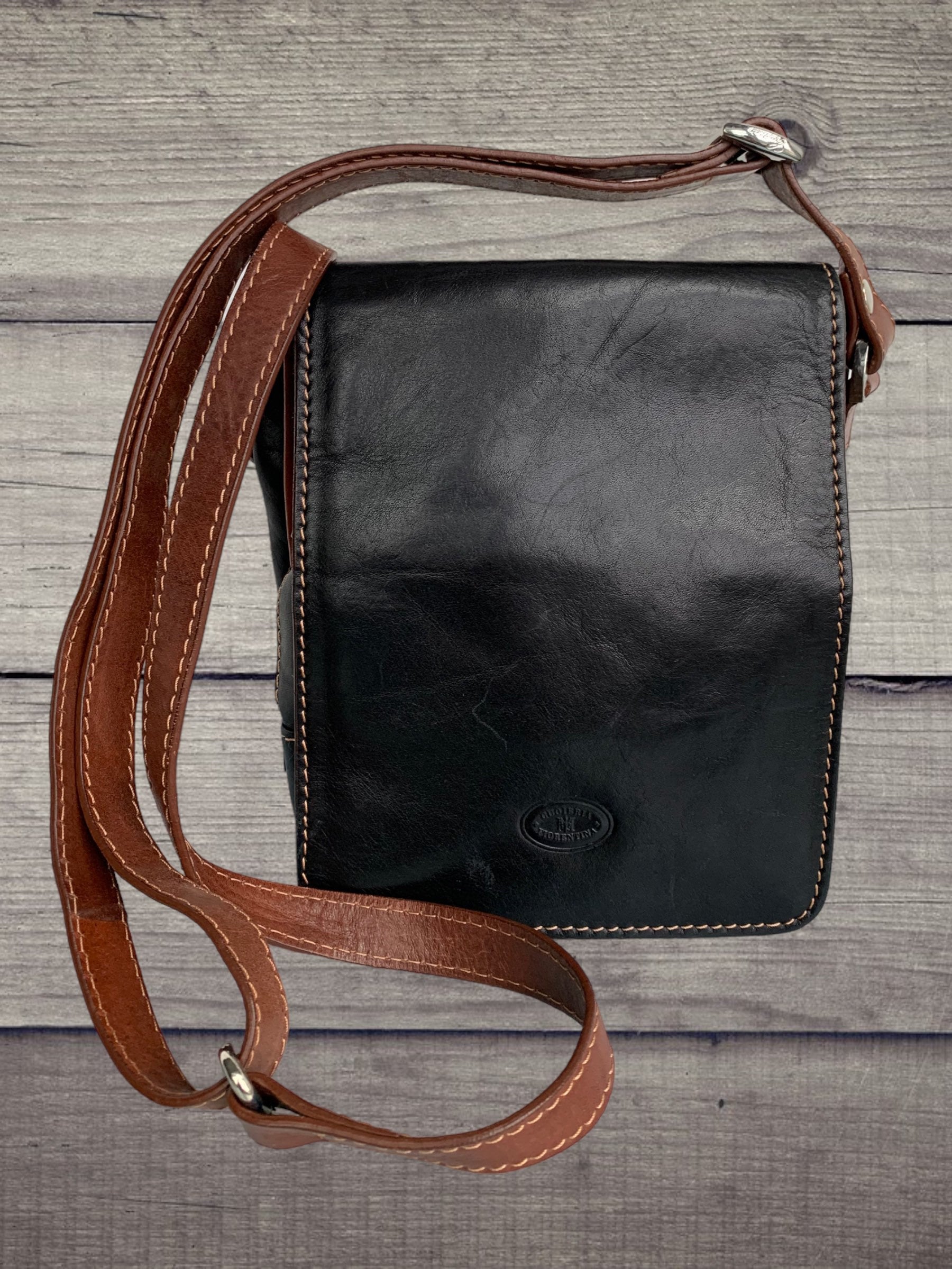 Cuoieria Fiorentina Black Brown Leather Lined Flap Over Small