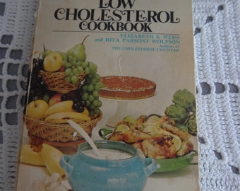 Livre de cuisine vintage… Le livre de cuisine faible en cholestérol du gourmet. 1977 par Pyramid Books