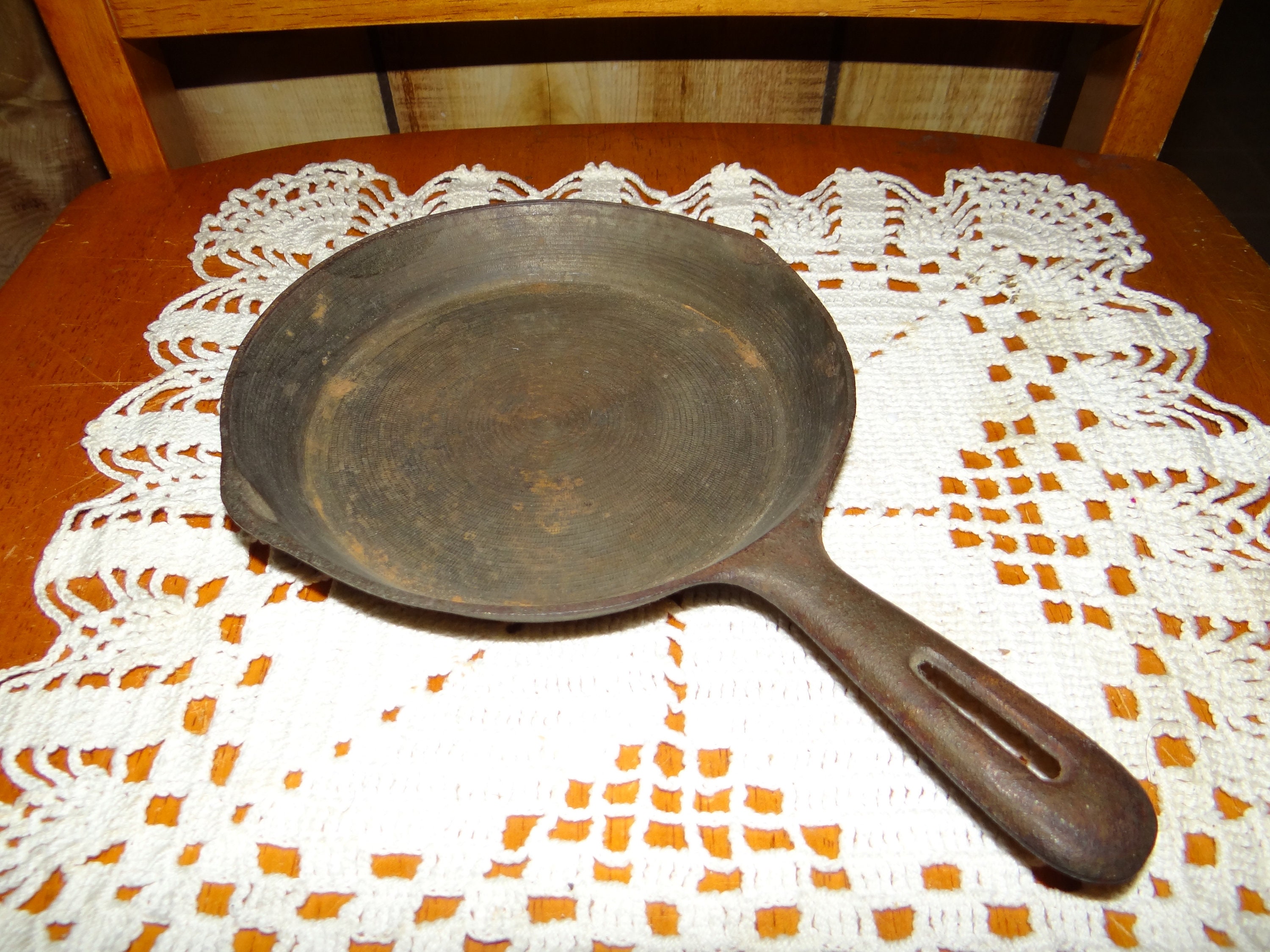Vintage Cast Iron Skillet 6 1/2 Inches Perfect for a Deep 