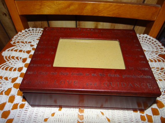 Vintage Wood Jewelry Box for Grandmothers,, Pictu… - image 1