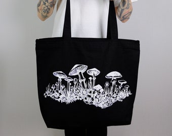 Mushroom Zipper Tote