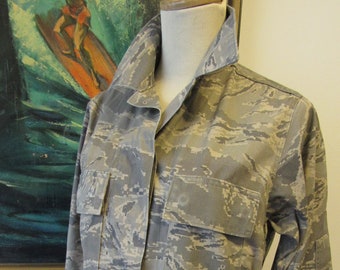 Vintage US Air Force Camouflage Jacket Size Small 4 S Unisex Military Coat Jacket Woman's Utility Coat Costume