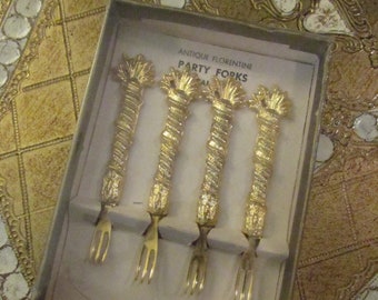 Florentine Party Forks Appetizer Forks Gift Set of 4 in Orignal Box