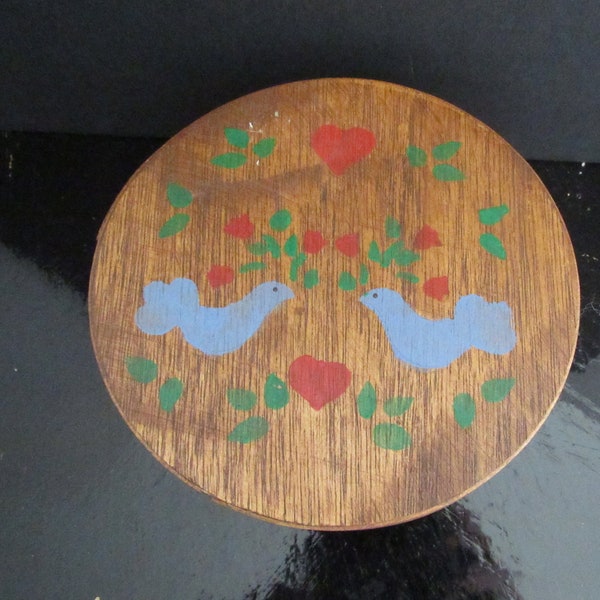 Vintage Wood Painted cheese Box PA Dutch Folk Art Style Birds Hearts