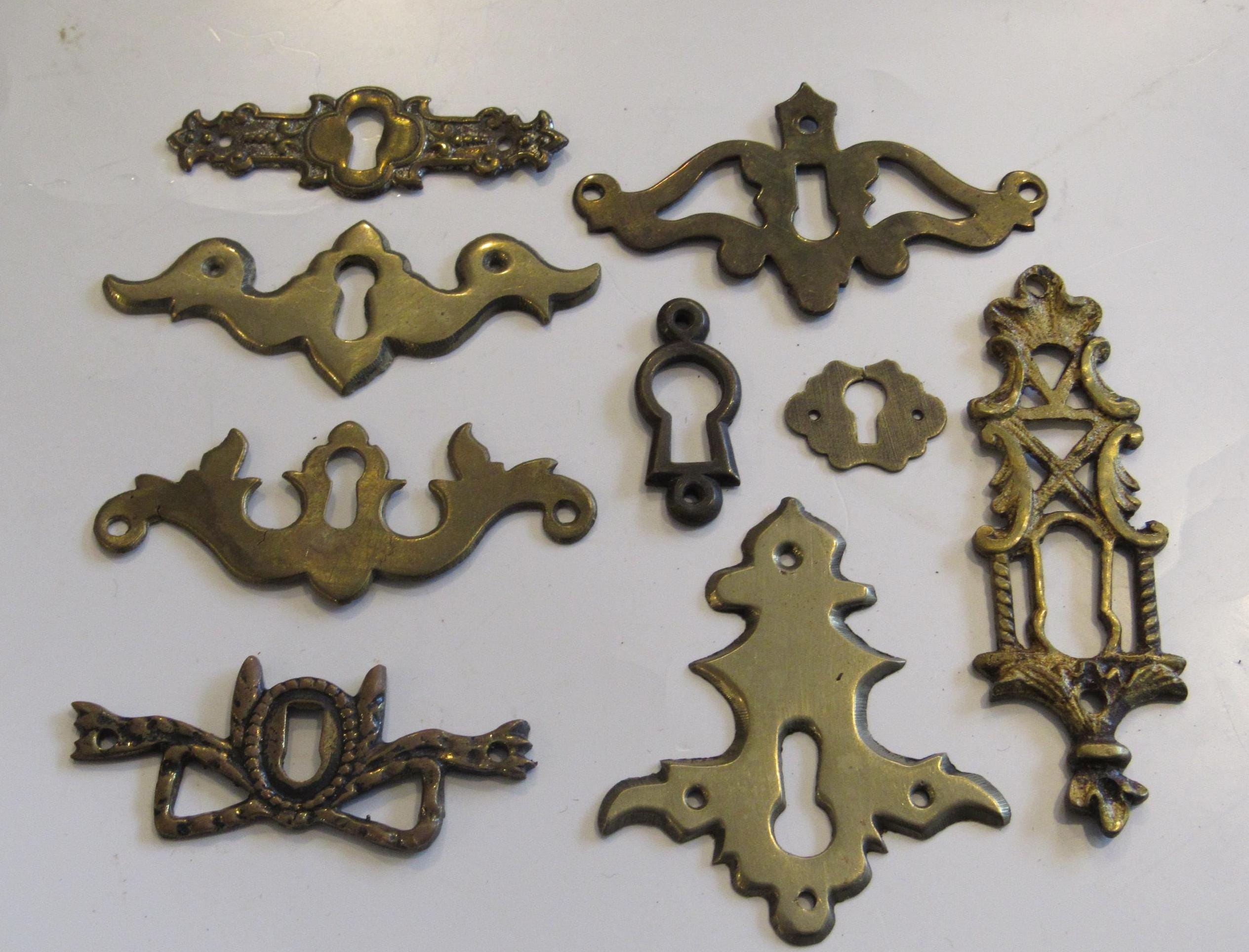 Escutcheon Round Hammered Cast Antique Iron With Cover 35mm Diameter - View #9