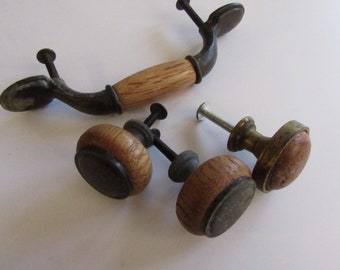 Vintage Cabinet/Drawer Handles 1970&#39;s Wood and Brass Finish Furniture Drawer Pulls DIY Crafting EACH