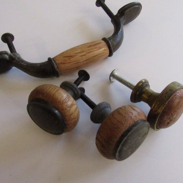 Vintage Cabinet/Drawer Handles 1970's Wood and Brass Finish Furniture Drawer Pulls DIY Crafting EACH