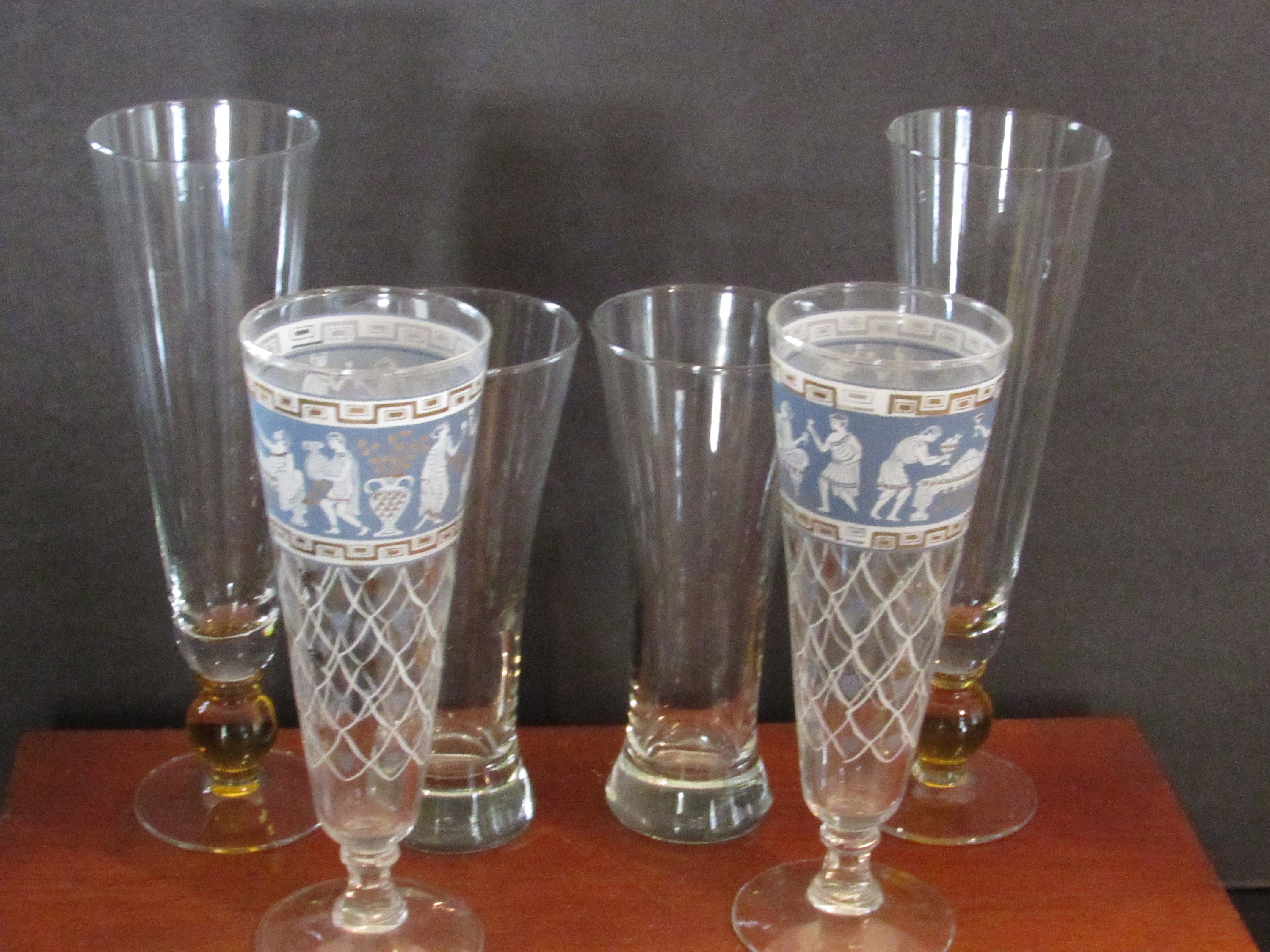 Vintage Set of 2 Drinking Glassware, Clear and Black Pilsner