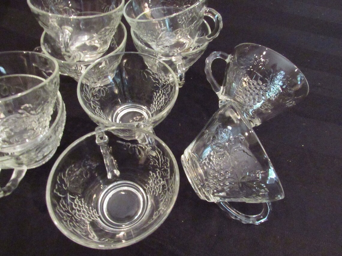 Vintage Pressed Raised Grape Glass Cups Punch Bowl Cups Glass Etsy