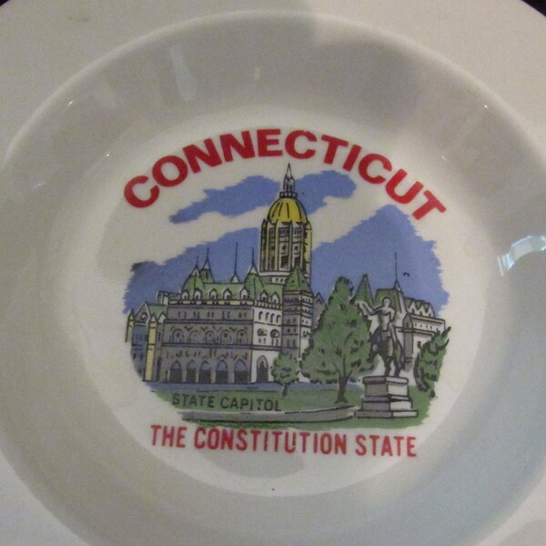 Vintage Ceramic Connecticut Ashtray The Constitution State Souvenir Ashtray Tobacciana