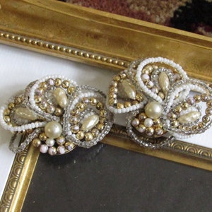 Vintage Seeded Faux Pearl Clip On Earrings