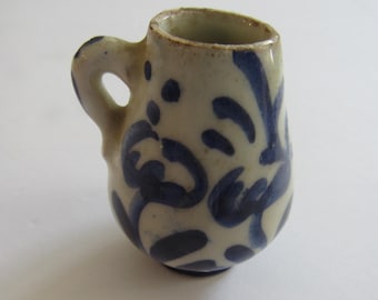 Vintage Early Primitive Miniature Pottery Vase England Dollhouse Collectables