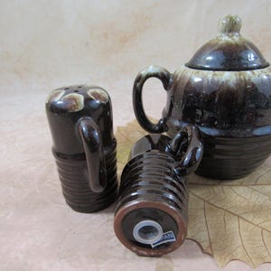 Vintage Red Glazed Drip Pottery Sugar Bowl Creamer and Salt Pepper Set Japan Glazed Brown Rustic Pottery Set of 4 Serving/Hostess Set image 3