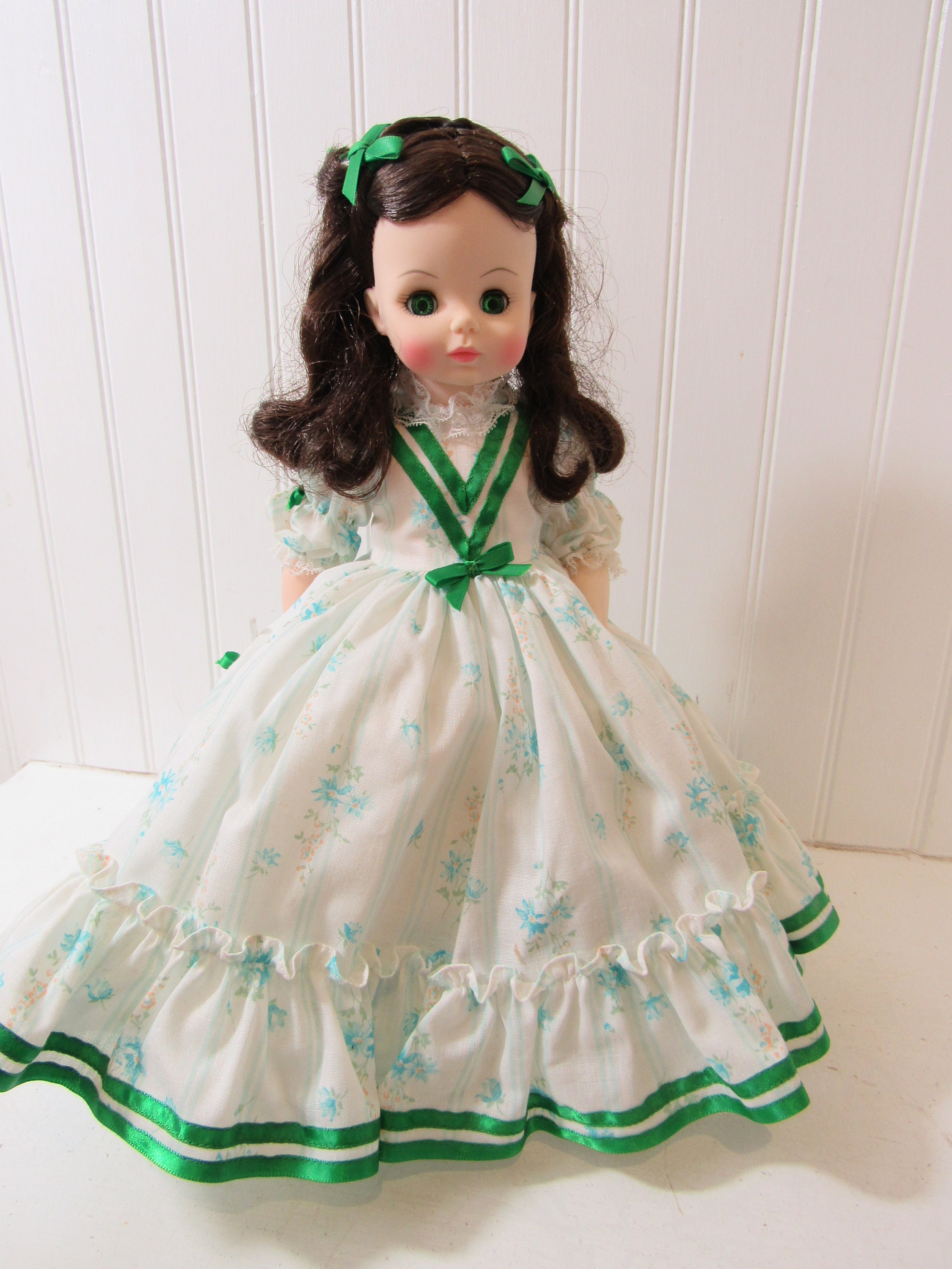 ヴィンテージ マダム アレクサンダー ドール 14インチ スカーレット