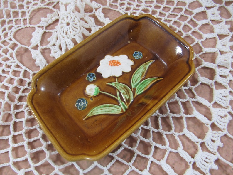 Vintage Mod Flowers Plate Hexagon Shaped Dish Japan Raised Pattern Trinket Candy Soap Dish