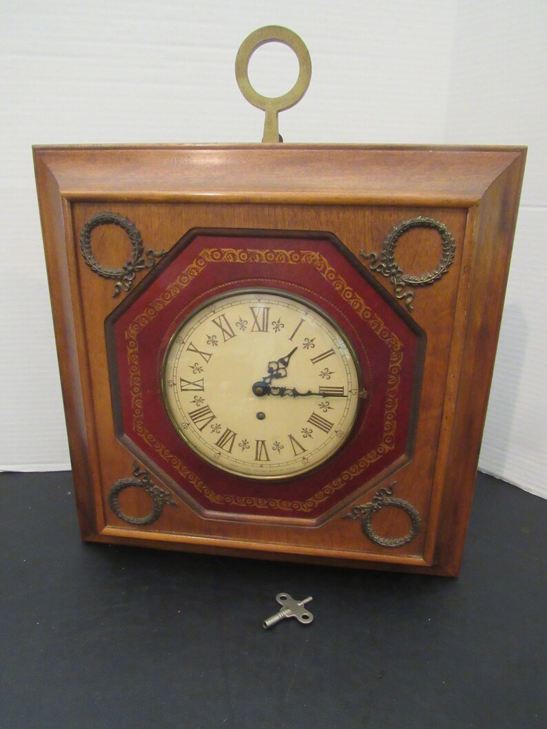 Vintage Hanging Wall Clock Trend Clock Company Zeeland MI Art Etsy