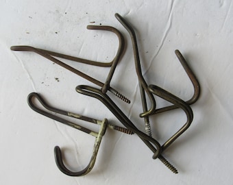 Vintage Lot of Rusty Wall Hooks Set of 4 Varying Sizes/Shapes
