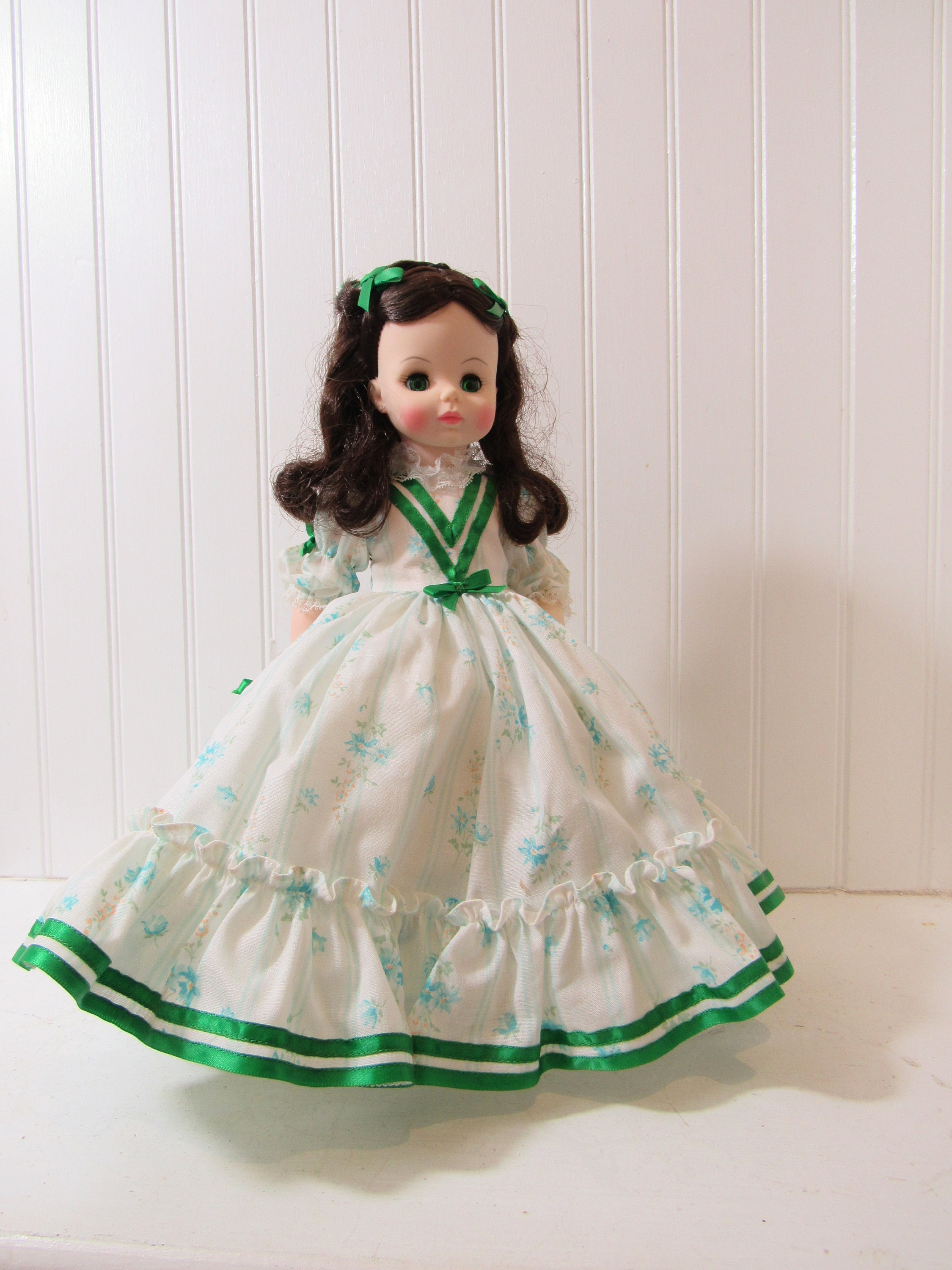 ヴィンテージ マダム アレクサンダー ドール 14インチ スカーレット