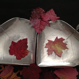 Buenilum Hand Wrought Hand Forged Aluminum Trays, Vintage Leaf Serving Dishes, Leaf Shaped Aluminum Nesting Bowls, Metal Leaves Design