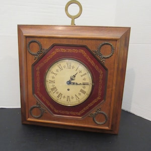 Vintage Hanging Wall Clock Trend Clock Company Zeeland MI Art Nouveau Style Traditional Home