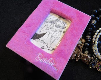 Vintage Pink Faux Fur BARBIE Frame 2002