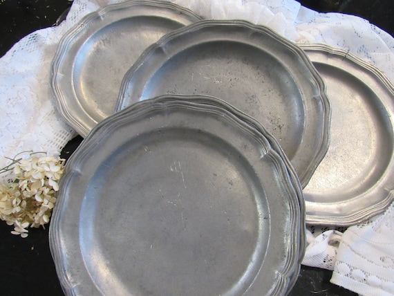 フランスアンティーク　Pewter Plate Antique PRIMITIVE 18th Century French Pewter Plate EACH 11