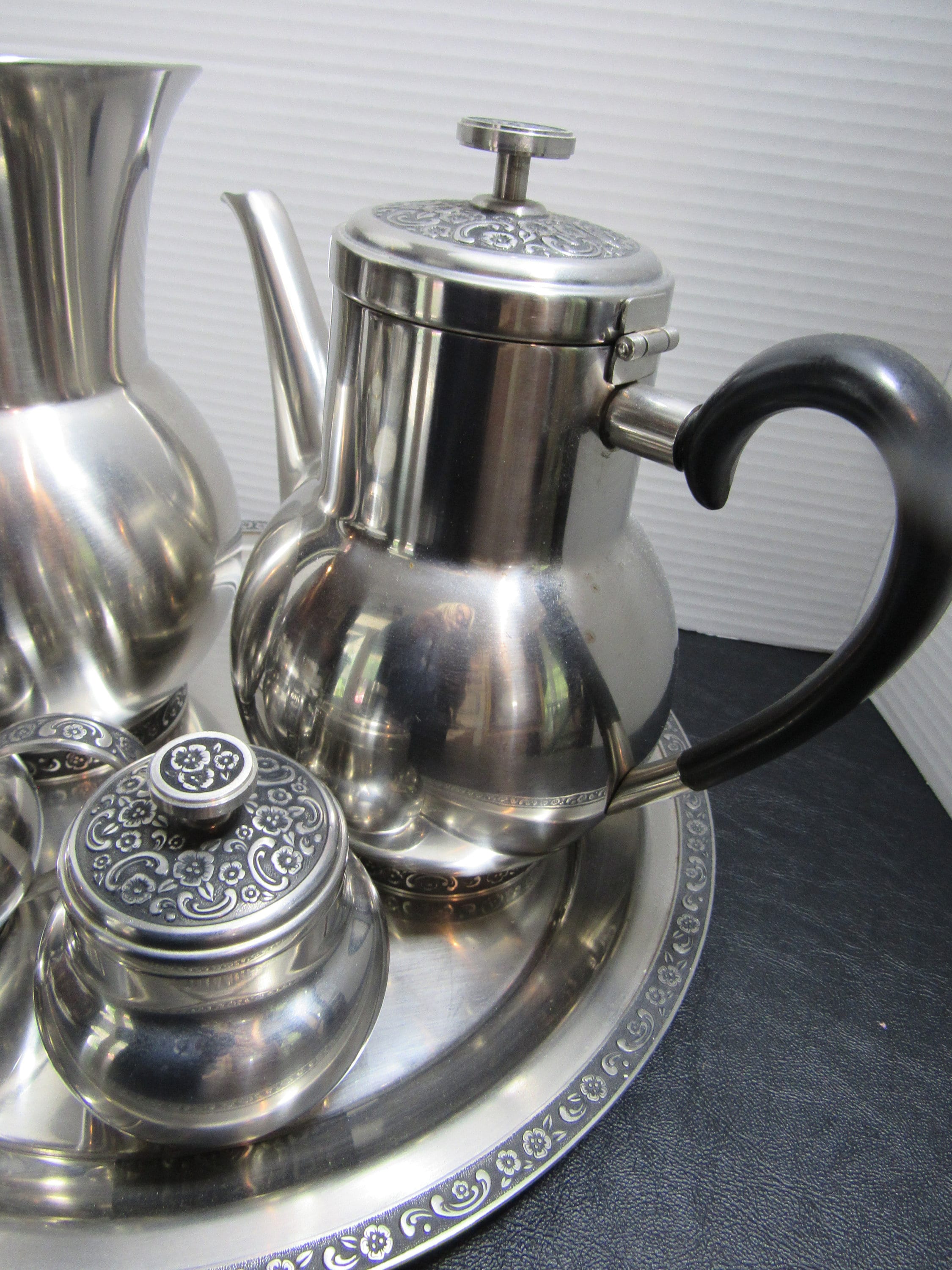 ONEIDA USA アンティーク Oneida USA Silver Plated Chafing Dish 4 Piece Set | eBay