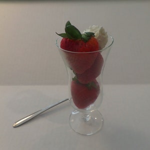 Vintage Glass Footed Cups Cocktails Parfait Sundae Glasses Set of 4