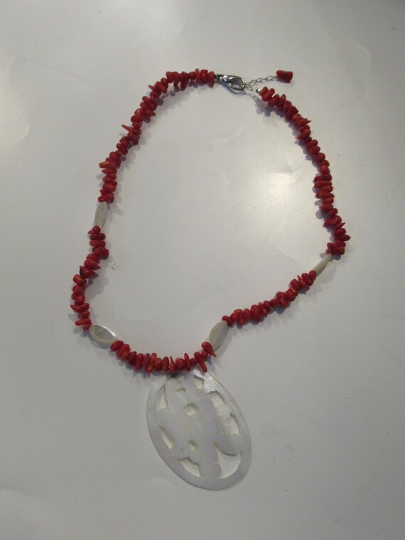 Vintage Red Coral and Mother Pearl Statement Neck… - image 7