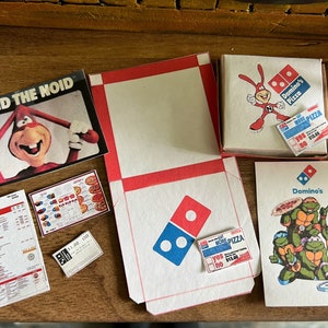 Dominos Pizza Party Pack 8 PCs Paper Diorama Display Prop 1/12 scale