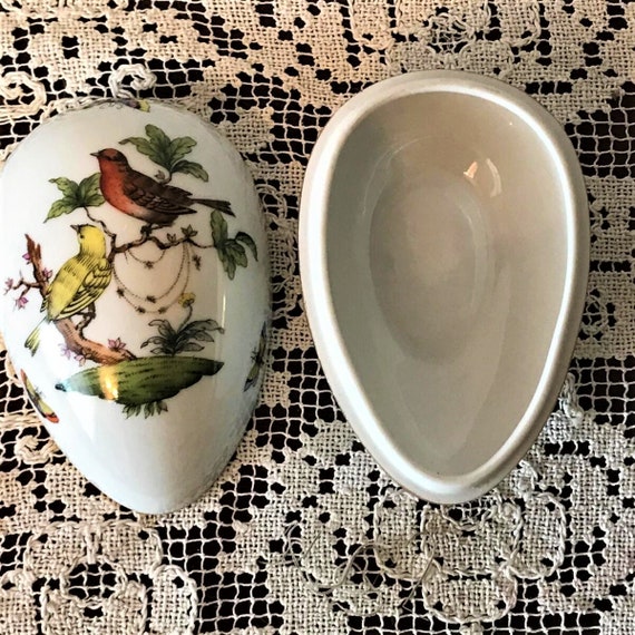 食器 HERENDHVNGARY HANDPAINTED 食器 HERENDHVNGARY HANDPAINTED HEREND Porcelain Ashtray - Hand