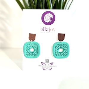 Lebendige bunte organische Ohrringe + eklektisch bunt + große Ohrringe + knalliger Sommerschmuck + flippige Ohrringe + boho retro