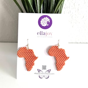 Lebendige bunte organische Ohrringe + eklektisch bunt + große Ohrringe + knalliger Sommer Schmuck + flippige Ohrringe + Boho Retro + Afrika Karte