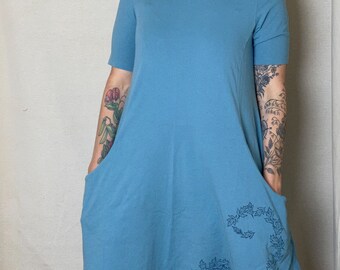 elbow sleeve maxi dress