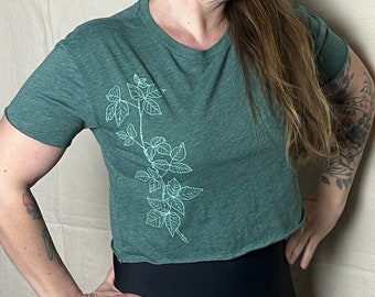 Poison Ivy Women’s Crop Tee