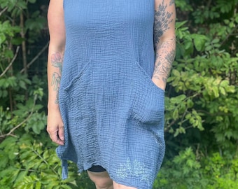 Double Crinkle Cotton Pocket Dress with Mugwort Leaves