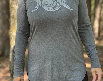 Triple Goddess Moon Triblend Tunic in Gray