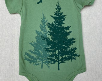 Organiczne body niemowlęce Spruce Trees w kolorze zielonym