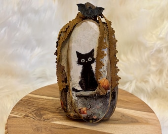 Halloween Pumpkins, Rustic Pumpkins, Black Cat Decor, Fall Decor, Halloween Tiered Tray, Boho Pumpkins, Mantle Decor, Halloween Shelf Sitter