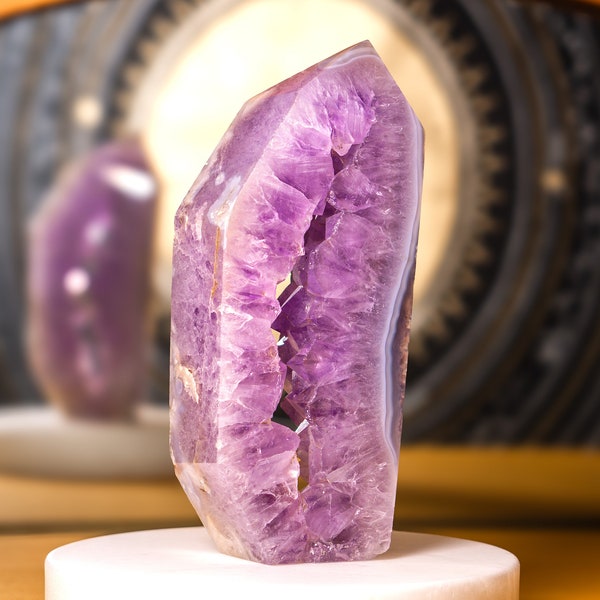 Amethyst Geode Agate Tower 490g ~ a beautiful purple crystal that embodies the essence of calm and clarity, perfect for gifting