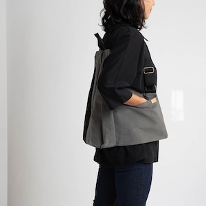 Zaino in tela vegana: zaino da viaggio da donna con tasche laterali immagine 1