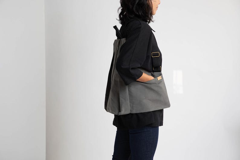 Zaino in tela vegana: zaino da viaggio da donna con tasche laterali immagine 1