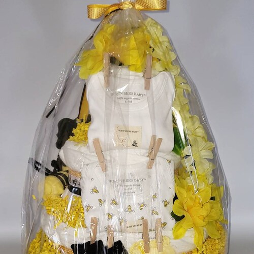 Mommy to Bee Diaper Cake, Bee shops Diaper Cake