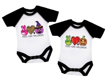 Halloween Baby Bodysuit, Peace Love Halloween Baby Bodysuit, Halloween Raglan Bodysuit, Halloween Baby Gift, Baby Bodysuit, Baby